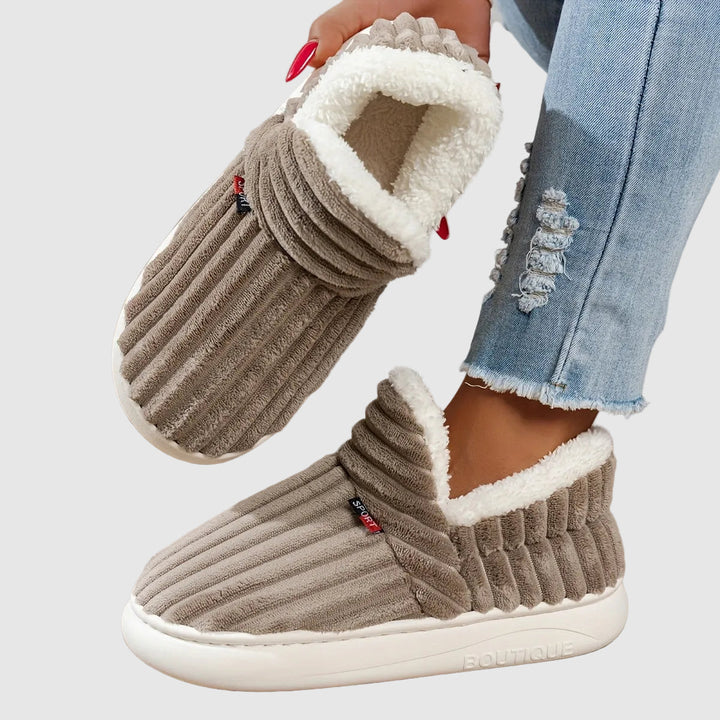 Maureen | Plush Slippers