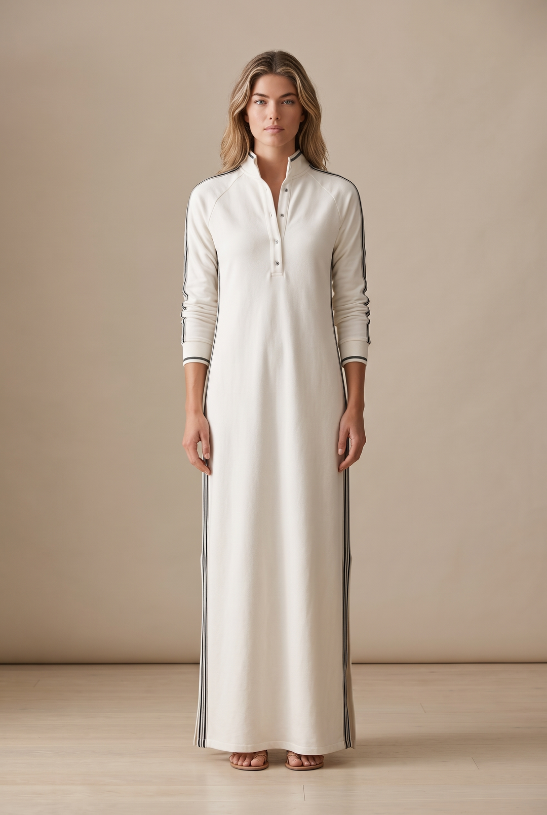Barbara | White-Trimmed Maxi Sweatshirt Dress