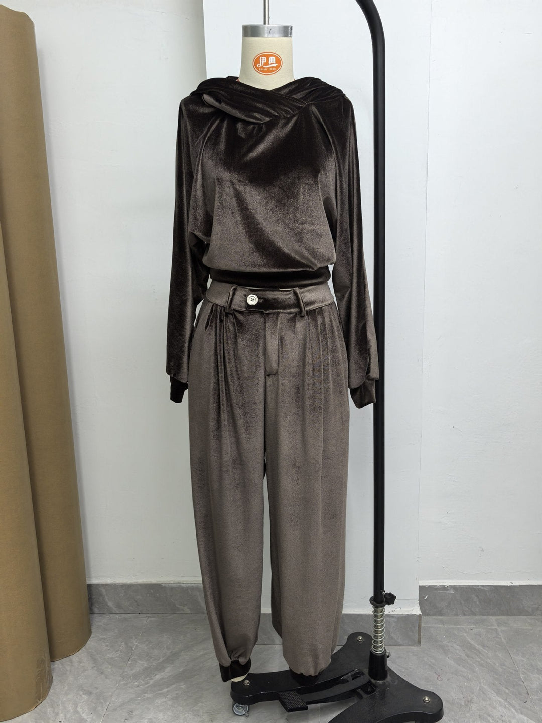 Vintage velvet hoodie and loose-fitting trousers set